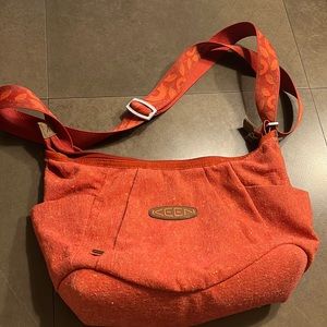 Keen crossbody bag